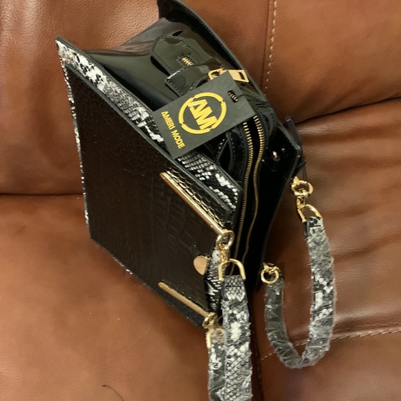 ameri mode black viper purse with straps and dust bag - Picture 10 of 11